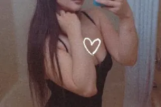 New In Town 💋💋 Snow Bunny 🔥🔥😍 ... - Image 2