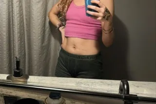 😘Let's have some Fun Together 🥰Incall/outcall and car fun available🥰 - Image 1