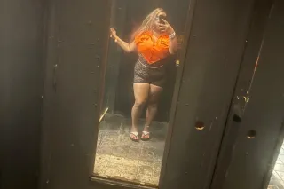 WET 💦 WEDNESDAY DEAL 🌹 - 23 - Image 2