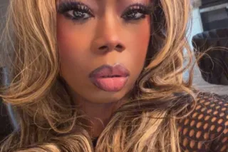 Classy but sassy sexy and sensual it's Miss Juicy Jade - Image 8