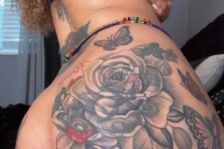 YOUR FAVORITE 💦 - 26 - Image 3