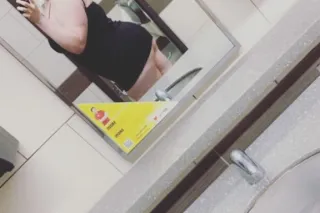 YOUNG,TIGHT AND WET PUSSY🤪GUARANTEED TO MAKE YOU NUT 💦 - Image 10