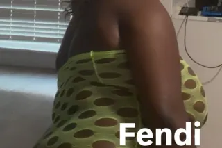 New Sexxxy Blonde Belizian Mam... - Image 1