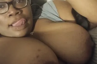 AVAILABLE NOW!! PAY FOR MY ROO... - Image 2