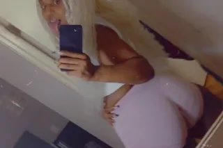 cum fuck my face and pussy 💦💦 - Image 2