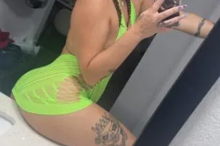 Come get a TASTE of AUNESTY🌹🩷💋... - Image 4