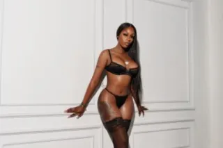 new in town - 26 - Image 3