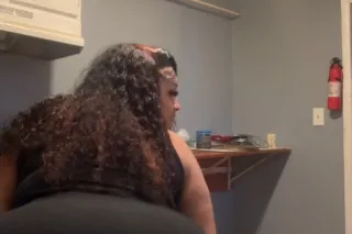 HEY NEW IN TOWN💕 Very discreet... - Image 1