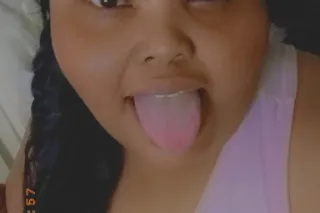 AVAILABLE THIS WEEKEND BABE TE... - Image 2