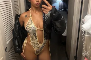 New girl in town petite, thick and unforgettable 😋 available 24/7 incall , outcalls , car fun 💦💦 two girls 💋💋 - Image 3