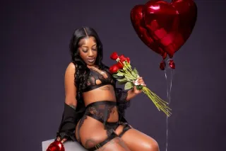 🍑‼ Sendual massage with a lobe... - Image 1