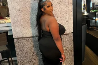 FREAKY BUSTY SLUT😍🍒 Available ... - Image 1