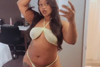 its Ashley im back on HIGH DEM... - Image 1