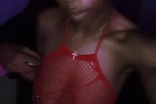 NEW IN TOWN💋COME SEE ME👀 OUTCA... - Image 1