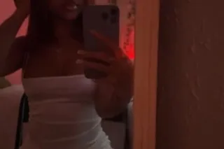 Lil juicy - 24 - Image 1