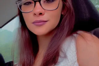 confidence and smiles - Image 4