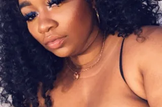 Pretty Brown sexy ebony - 29 - Image 1