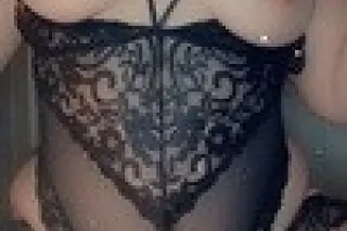 Cherry 🍒 located in toccoa Georgia 🍒 incalls available now🍒white men only🍒xxx videos and pictures sex chat available 🍒100 - Image 8