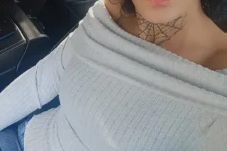 Pretty Lydia🩷🩷 sexy piece of - Image 6