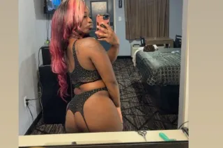 SexxyyChocolate🍫😍💗 - Image 1