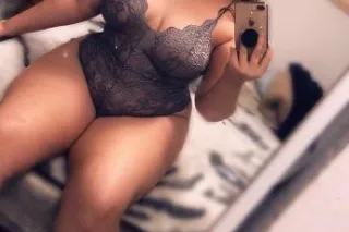 Red Head Bomb Shell💣🔥 Availabl... - Image 4