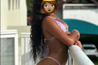 Jennifer - 23 - Image 2