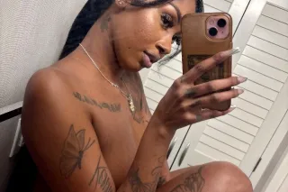 Sexy Playmate 🫦 Bubbly 🫧Personality ✨🍒 LETS HANG OUT 😋💦 - Image 6