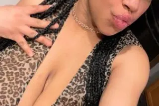 Thick Ebony Thursday 🌸🥰💦100$ d... - Image 1
