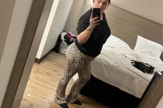 pregnacy 😻 aka sexy snow flake wet n ready - Image 9