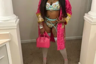 🦋🦋Pretty Face 😍 Amazing Body🦋🦋... - Image 2