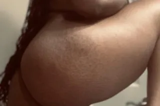 young hot ebony horny and read... - Image 2