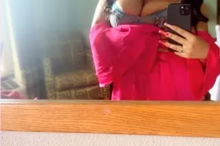 Queen Squirter Cum Show Me Lov... - Image 1