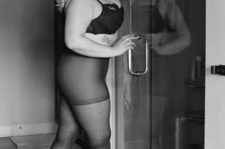 Busty Blonde Bombshell Temptress 🍒Too Sexy to Handle😏 Perfect Curves with 36 G Tits and Angelic eyes💎 Cum see the Best 💎 Incall/Outcall/Exclusive Content📲 - Image 5