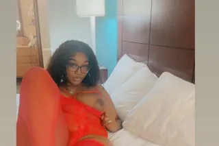 --𝗟𝘆𝗻𝗻𝘄𝗼𝗼𝗱 𝗜𝗻𝗰𝗮𝗹𝗹--Hey Handsom... - Image 1