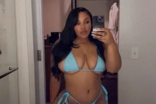 In town✨💕 Thick n Curvy💦😋 Avai... - Image 1