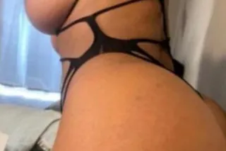 Latina disponible - Image 3