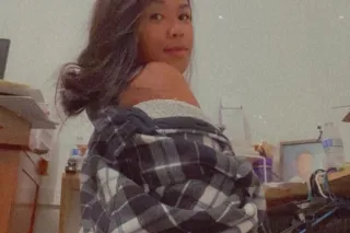 Available - 29 - Image 1