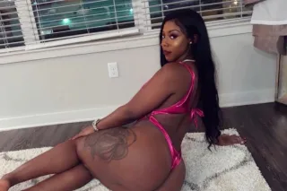 🍦READ BEFORE YOU TEXT 🫵INCALL AND OUTCALL ONLY AVAILABLE NOW💦🫦NO BARE ANYTHING✋🏾NO GAMES OR BS✋🏾 SHORT THICK AND CREAMY🫦 - Image 5