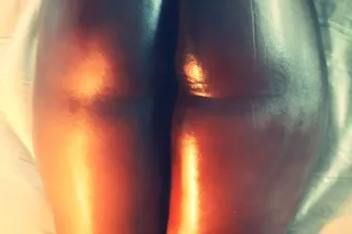 ✨️🥰 SLOPPY TOPPY 🍫 BIG BOOTY T... - Image 2