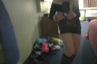 Hey gentlemen, here to make al... - Image 4