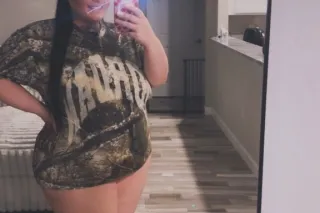 MIXED LATINA IN TOWN ONE NIGHT ONLY💫😝😻 - Image 10