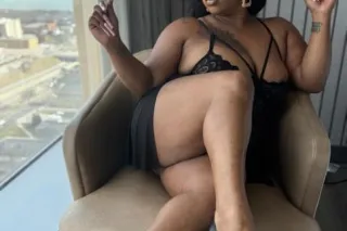 ✨✨No penny pinchers or bird fe... - Image 2