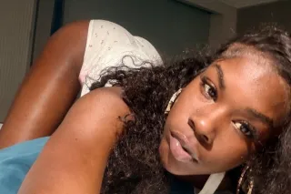 im boredddd come over LETS HAV... - Image 1