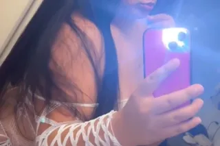 Thick & Wet🫦👅 - Image 5