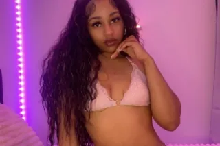 YOUR FAVORITE FANTASY!! Outcalls and Incalls AVAILABLE NOW ! FACETIME SHOWS!! PRIVATE DANCES!! - Image 3