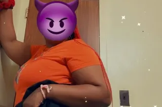 wett pussyy💦💦 Fire head😈🥵🔥 car... - Image 2