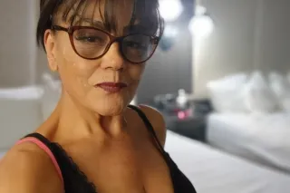 💋Im back please read my ad! - Image 2