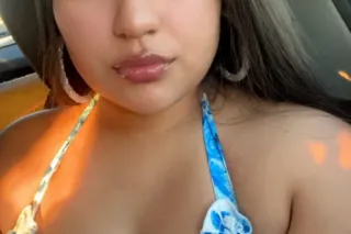 latina caliente - 24 - Image 2