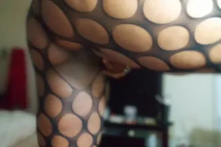 ThicK PuSSy HiTs diFFeReNT - Image 2