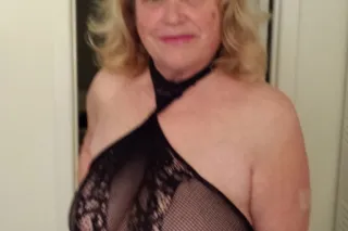 SUNDAY- DOUBLE- TROUBLE- AMY - SANDY! AVAILABLE IN SCHAUMBURG! XOXO - Image 5